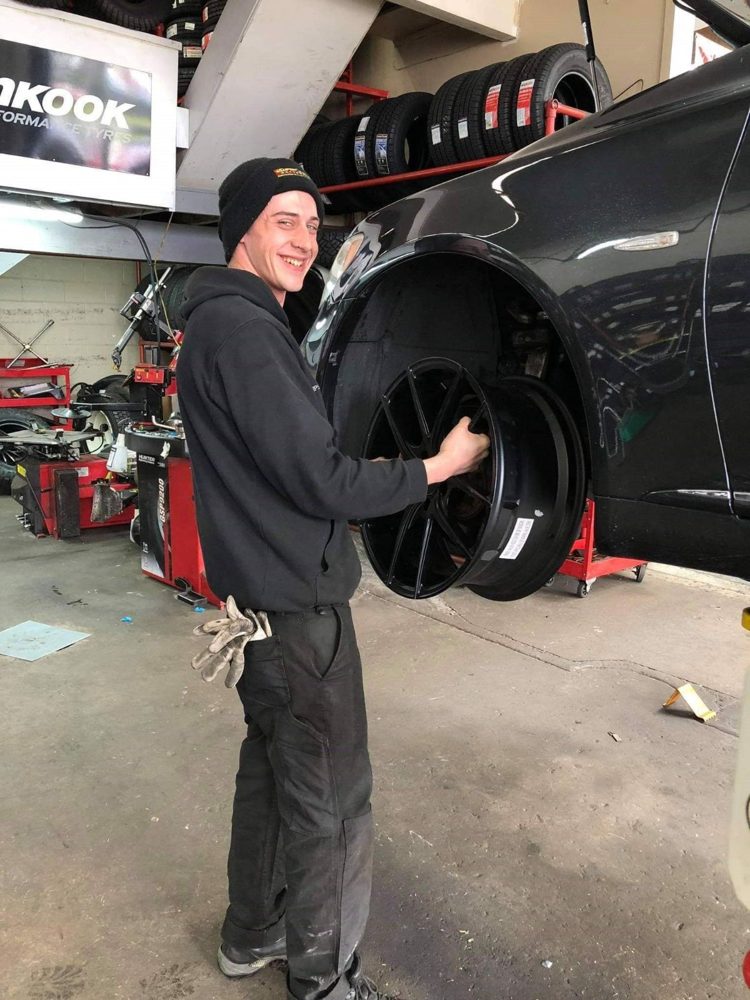 Haslips Tyres workshop photo 5